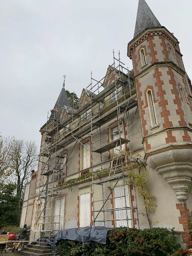 rénovation pierre château France