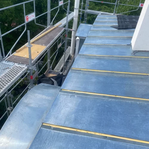 installation toiture zinc Paris 75