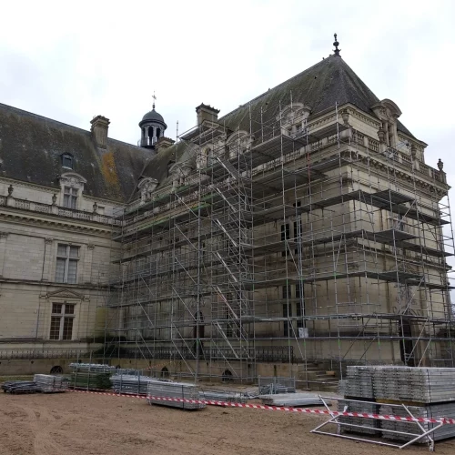 rénovation pierre château