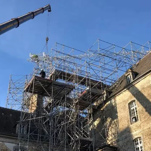rénovation toiture château France